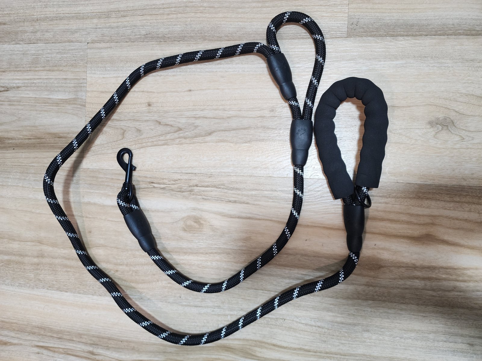 3 Piece Dog Harness Kit, No Pull Padded Reflective Harness with Handle, Heavy Duty Rope Leash and Reusable Pet Hair Remover, Small Medium Large XL Black heavy duty braided rope dog leash with two padded handles