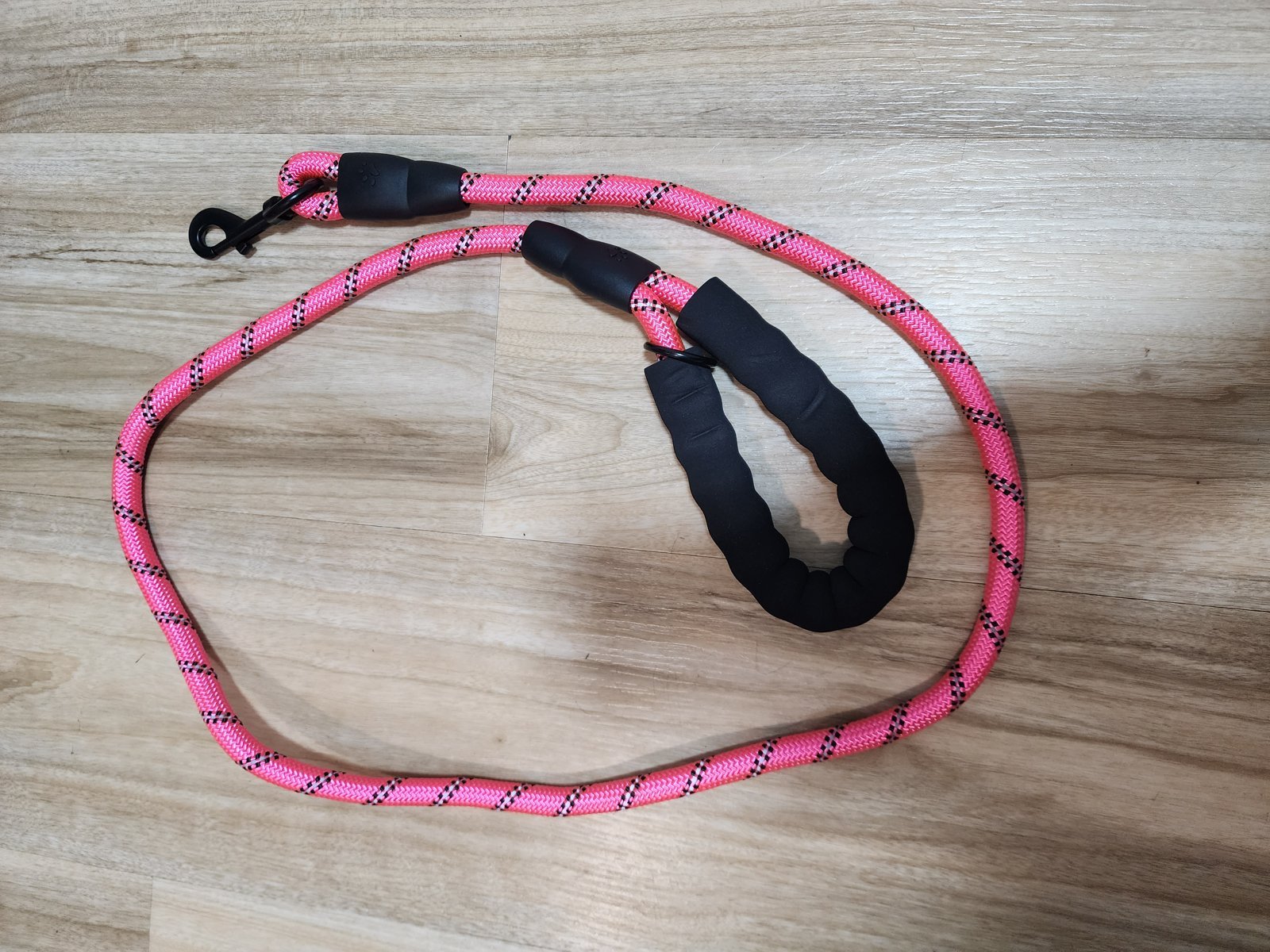 3 Piece Dog Harness Kit, No Pull Padded Reflective Harness with Handle, Heavy Duty Rope Leash and Reusable Pet Hair Remover, Small Medium Large XL Pink heavy duty braided rope dog leash with two padded handles